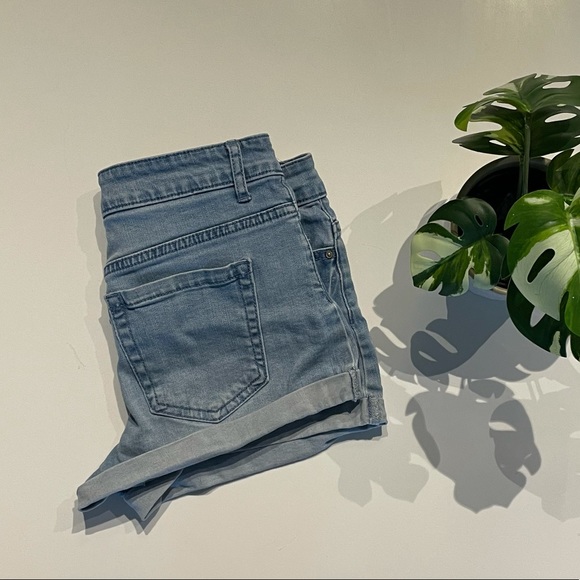 Forever 21 jean shorts, size 28. - Picture 2 of 3